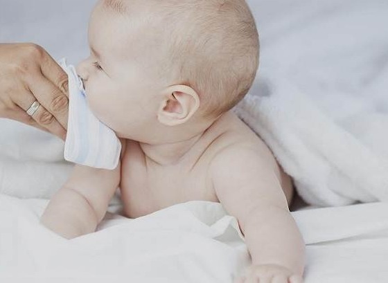 استفراغ در نوزادان